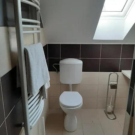 Bed & Breakfast Viktoria Lovas Panzio